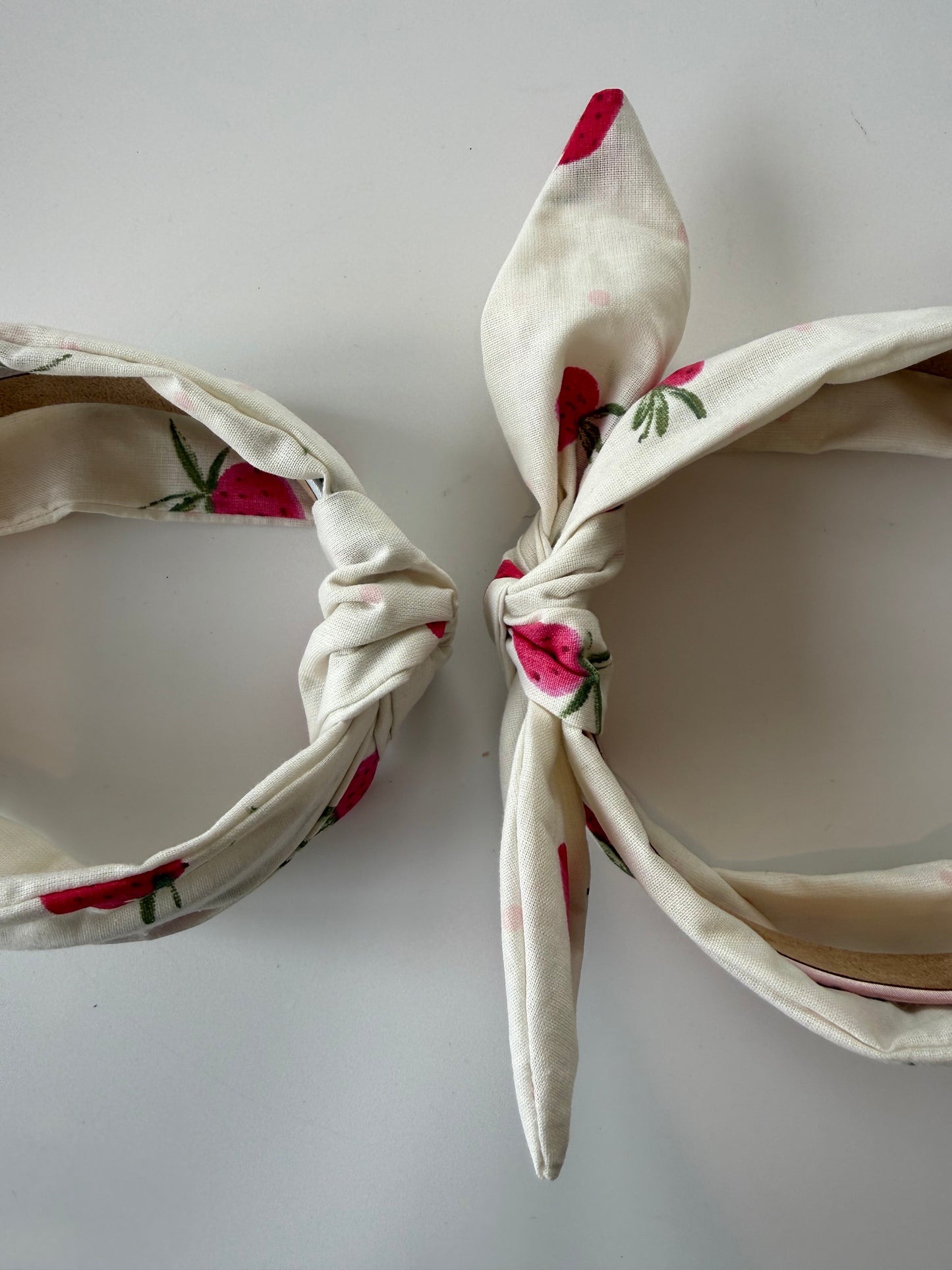 Boho Knotted Headband – Strawberry