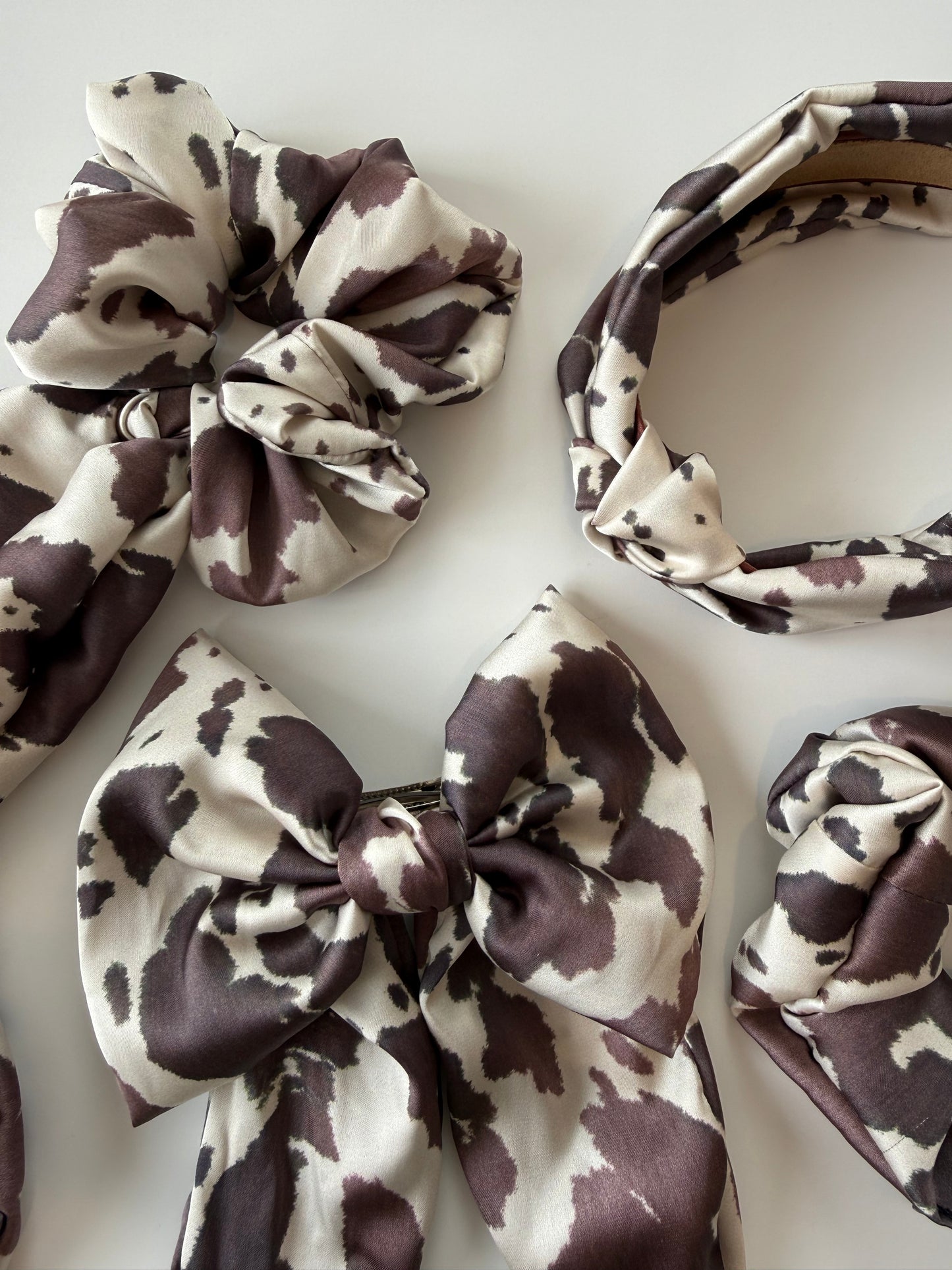 Boho Knotted Headband – Cow Print
