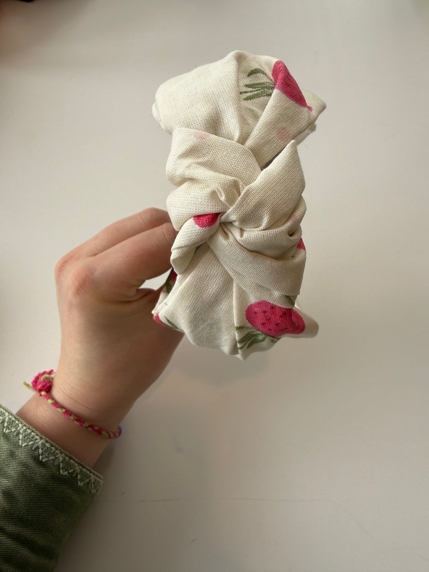 Boho Knotted Headband – Strawberry