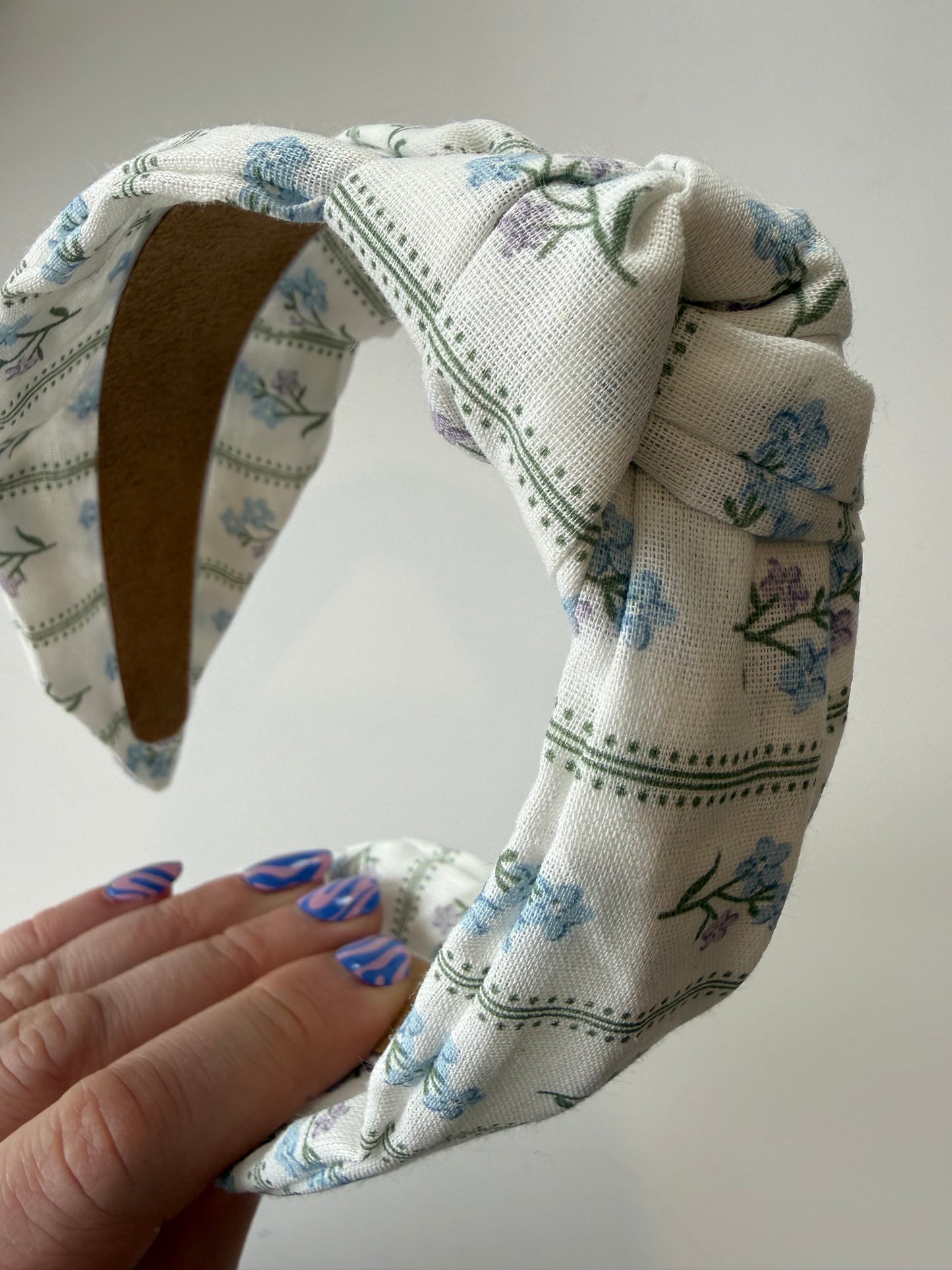 Boho Knotted Headband – Floral Stripe