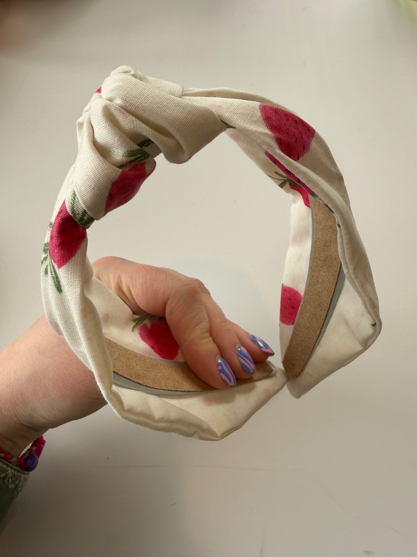 Boho Knotted Headband – Strawberry