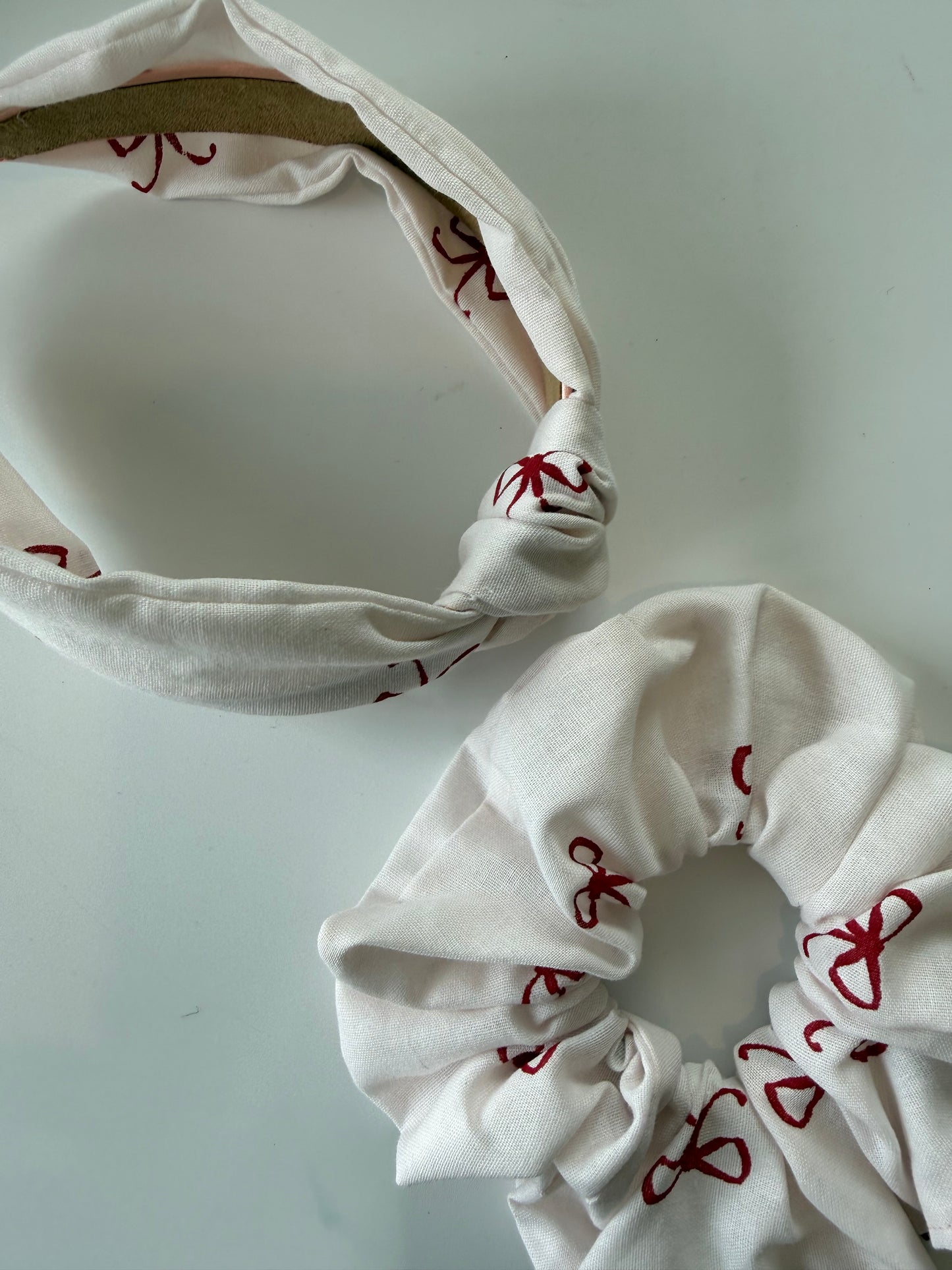 Boho Knotted Headband – Bow Print